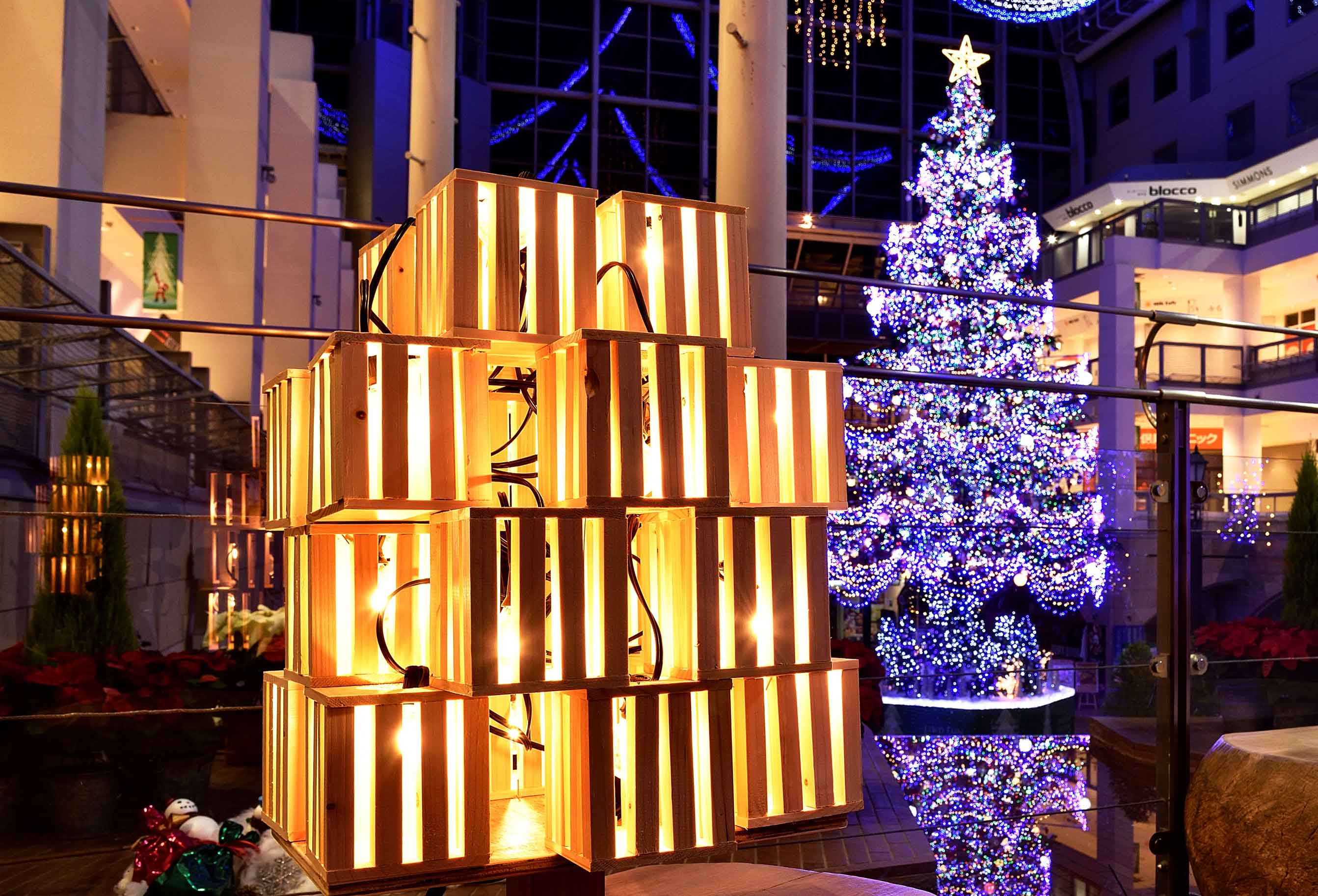 ワンダーランド　ファクトリー(冬) iwafu - サッポロファクトリー ジャンボクリスマスツリー｜日本期間